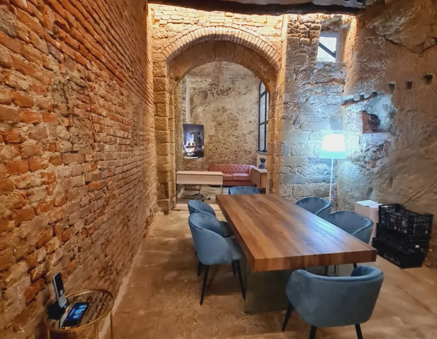 IMG_20230903_215340_549 IMG_20230903_215340_549